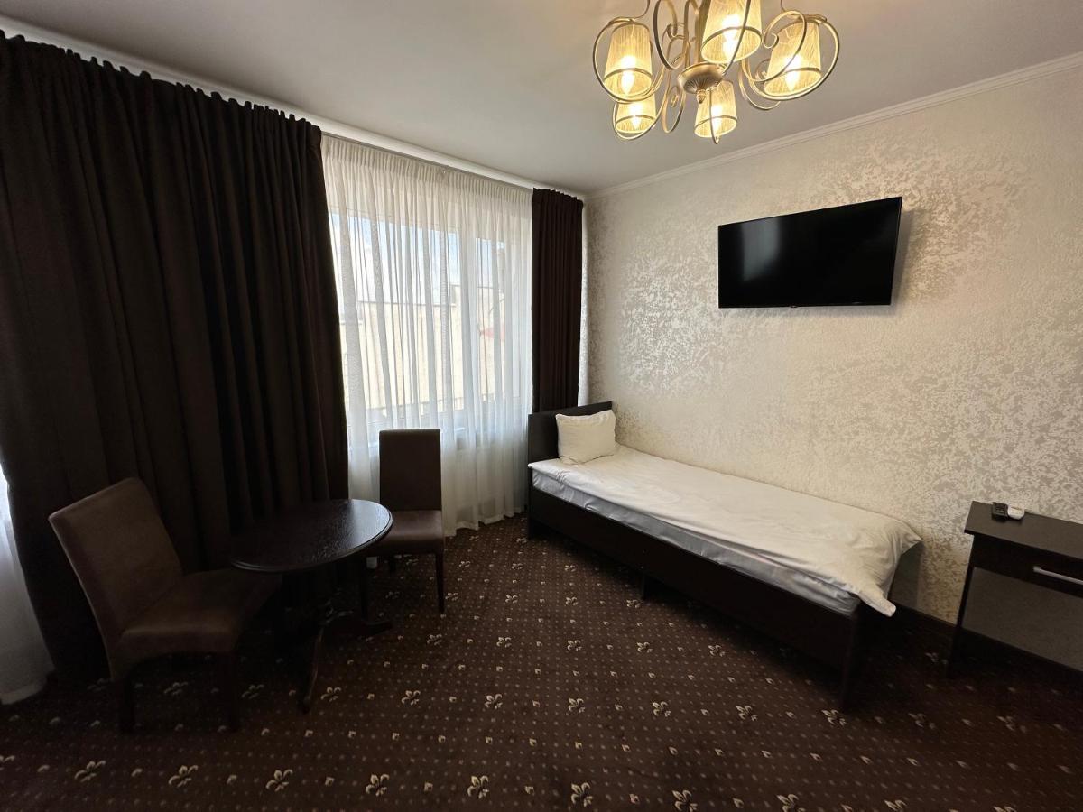 Hotel Merry Club Maliye Khutora Ngoại thất bức ảnh